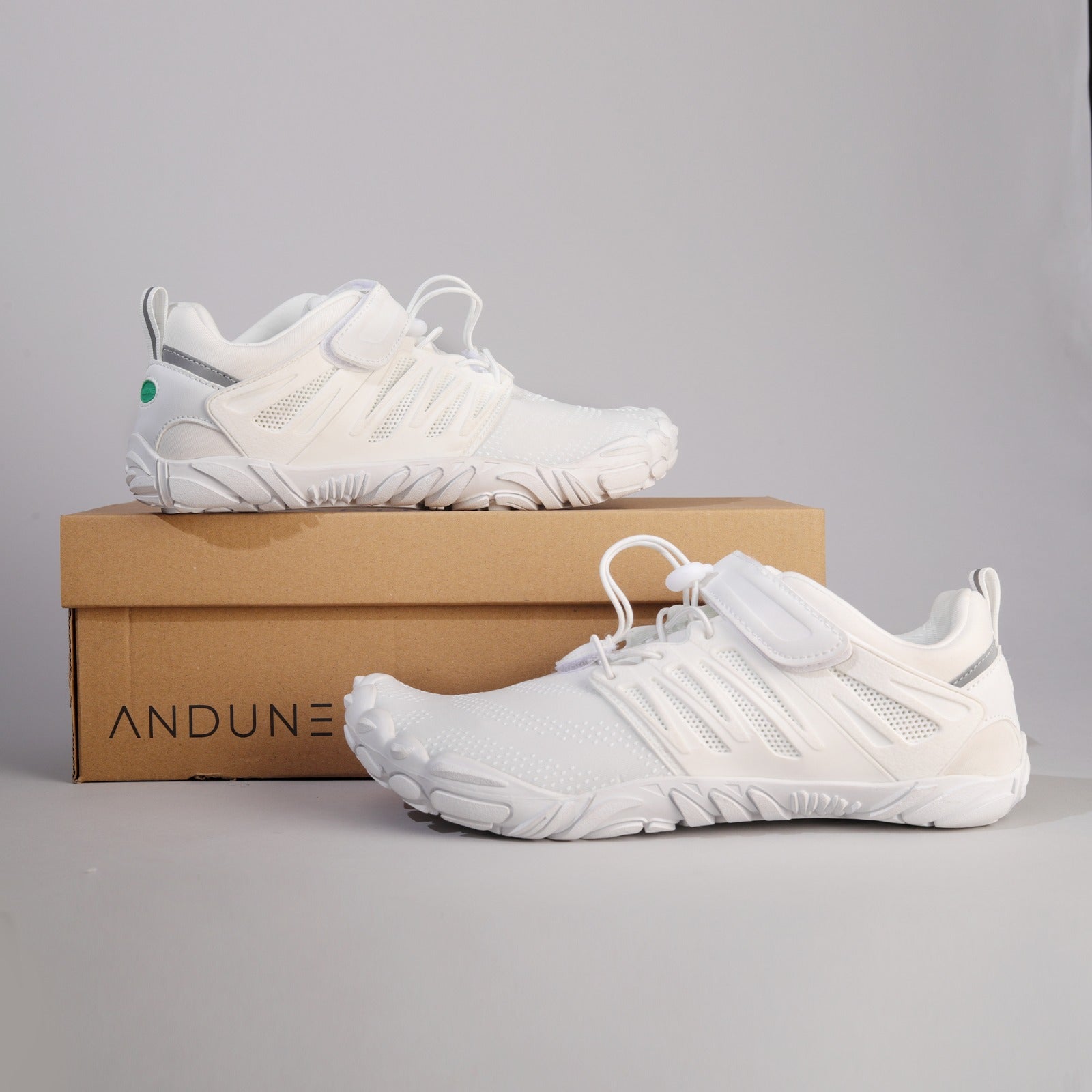 ANDUNE Men’s Barefoot & Minimalist Cross Training Shoes – All Terrain White Dash
