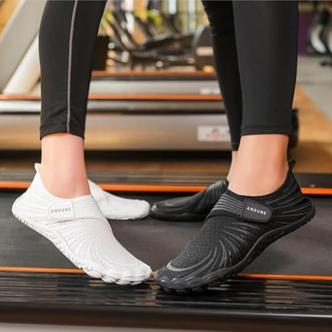 ANDUNE Women’s Barefoot & Minimalist Cross Training Shoes – Ultra Light Carbon Bolts