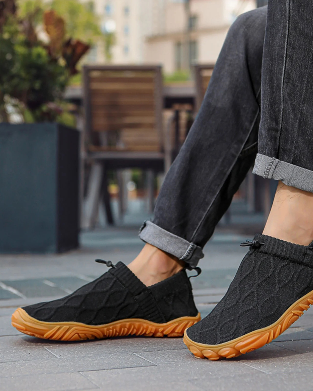 How Minimalist Footwear Helps Strengthen Foot Muscles