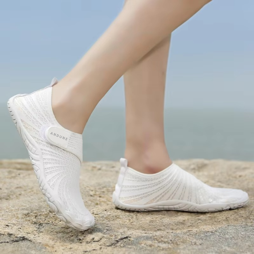 Step Lightly: Why Minimalist Shoes for Women Are Taking Over 2025