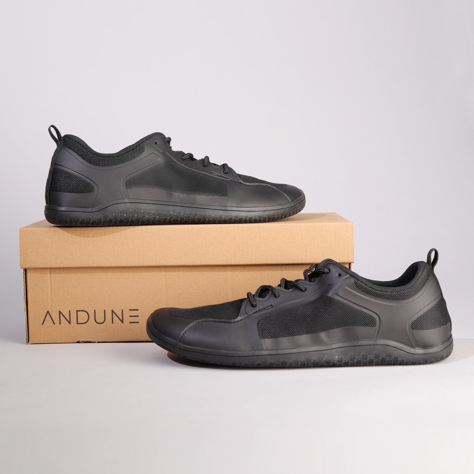 ANDUNE Men's Barefoot Sneakers - Urban Active Black Drift